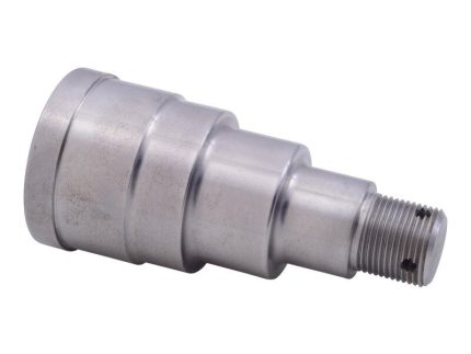 SPINDLE, REAR